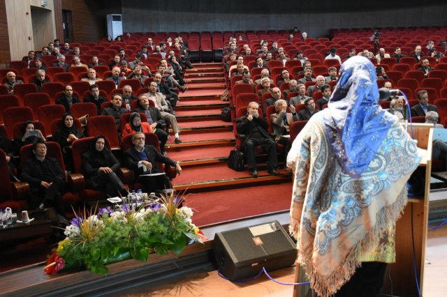 نخستین همایش بین المللی دانشگاه سبز-دانشگاه فردوسی مشهد (0)