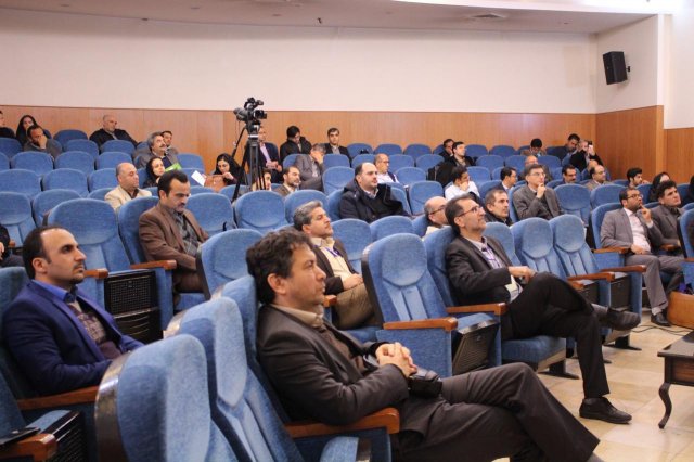 نخستین همایش بین المللی دانشگاه سبز-دانشگاه فردوسی مشهد (74)