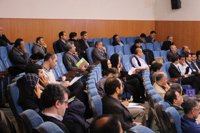 نخستین همایش بین المللی دانشگاه سبز-دانشگاه فردوسی مشهد (76)