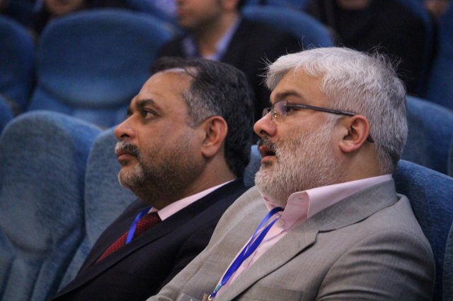 نخستین همایش بین المللی دانشگاه سبز-دانشگاه فردوسی مشهد (80)