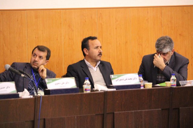 نخستین همایش بین المللی دانشگاه سبز-دانشگاه فردوسی مشهد (156)