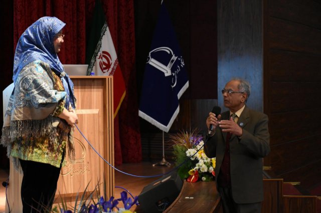 نخستین همایش بین المللی دانشگاه سبز-دانشگاه فردوسی مشهد (192)